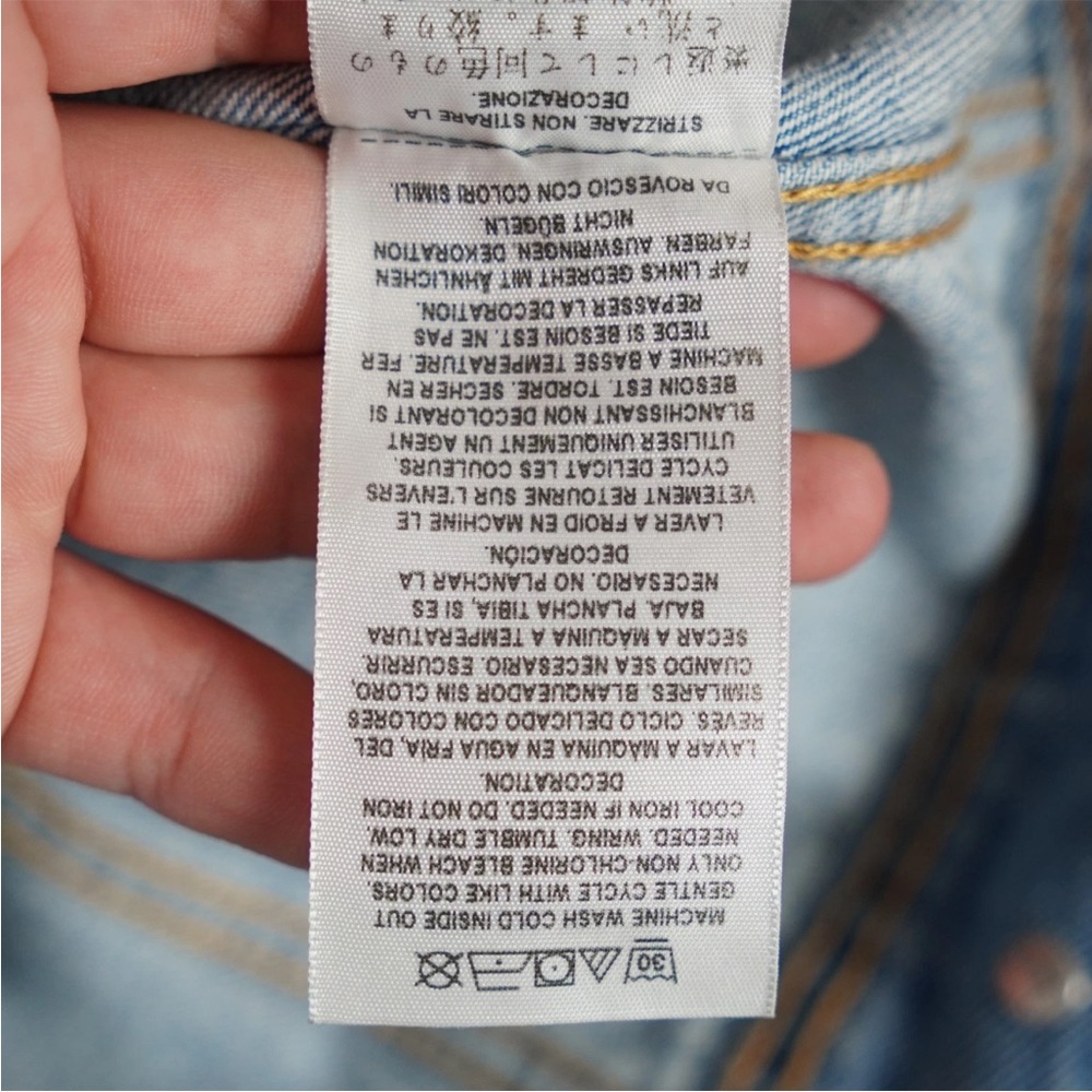 GUESS JLO Dillon Denim Jacket Adult Size Large Blue Jennifer Lopez It's My Party - Picture 11 of 14